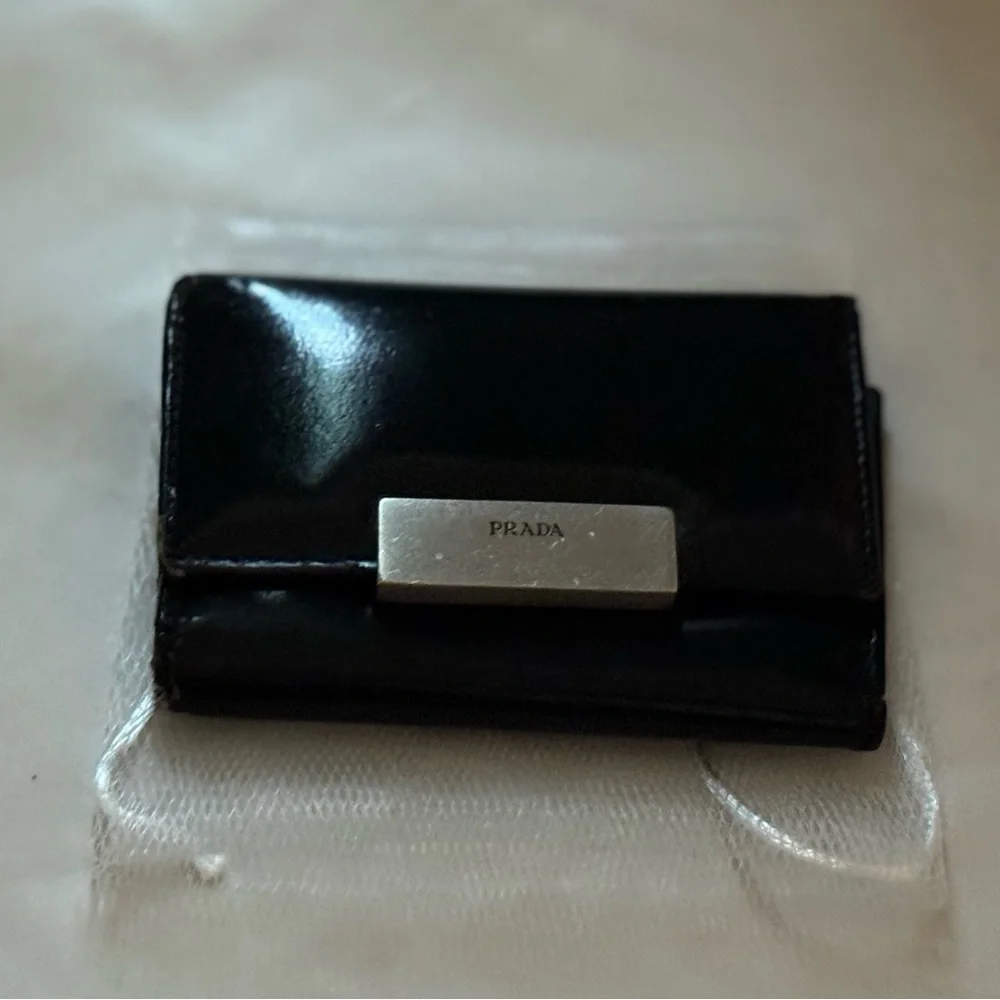 Prada vintage key holder unisex 🔑